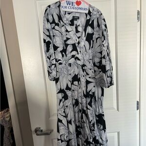 Beautiful new dress, never worn